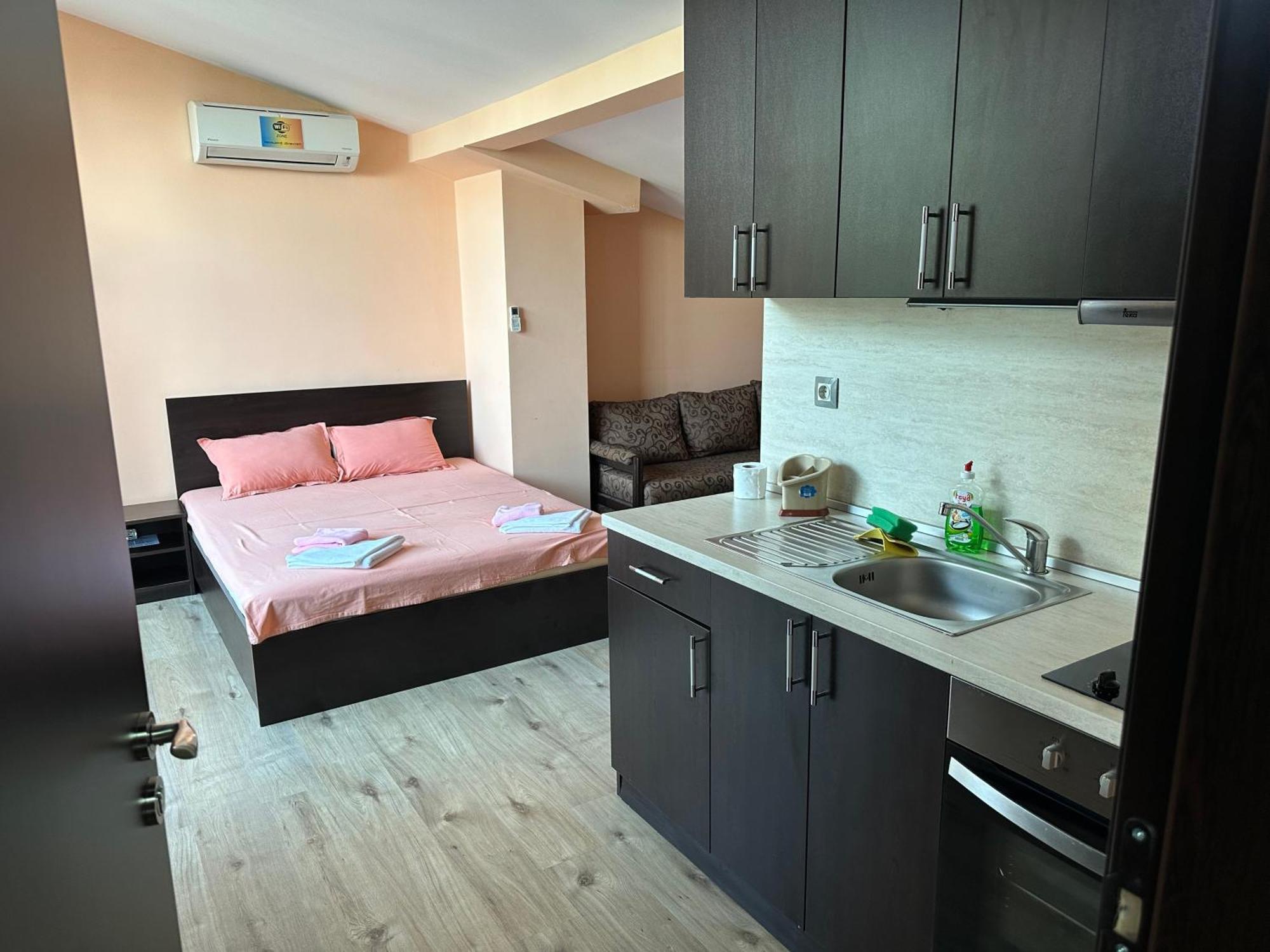 Guest House Dinevi Szapareva Banja Kültér fotó