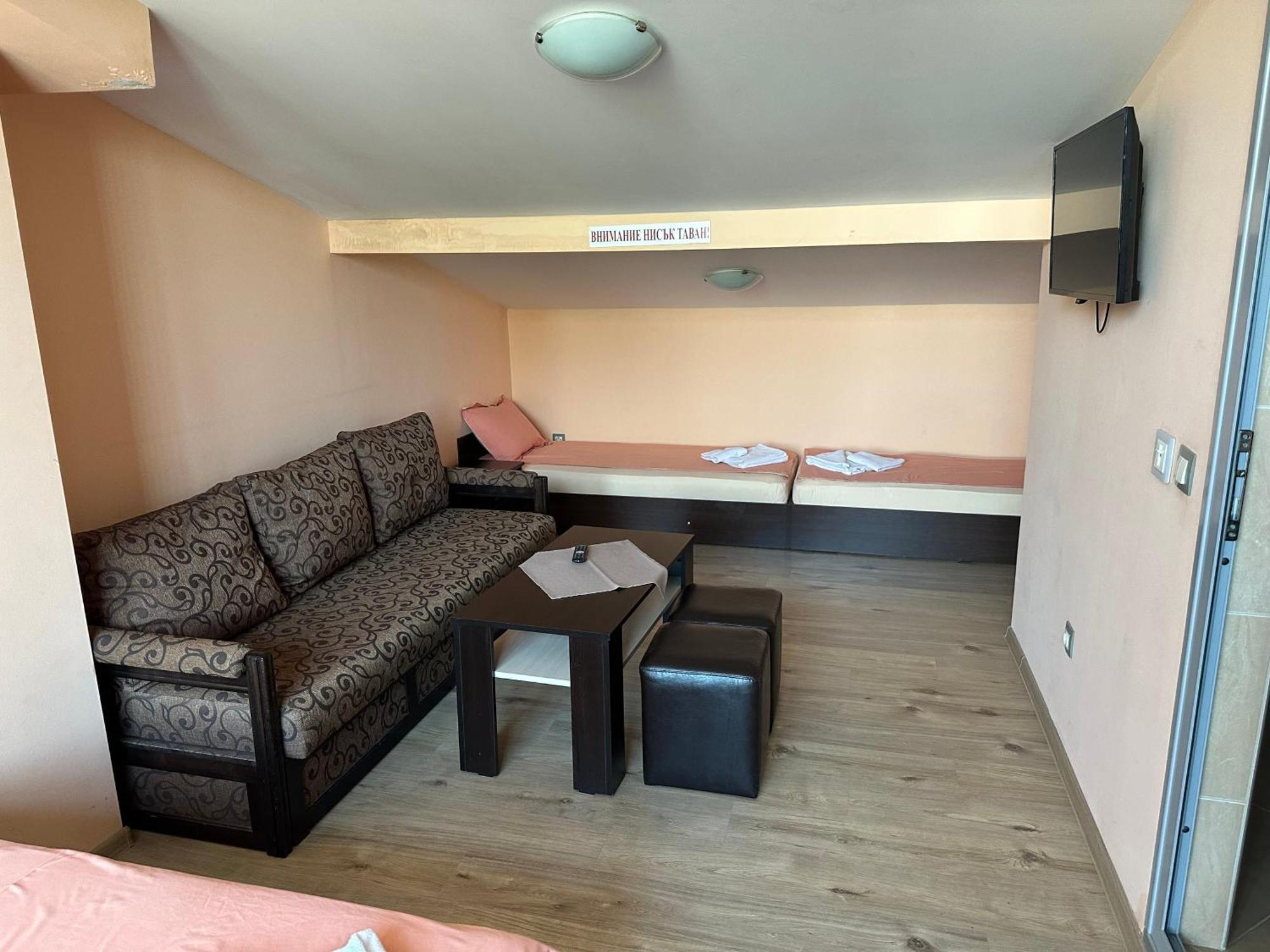 Guest House Dinevi Szapareva Banja Kültér fotó