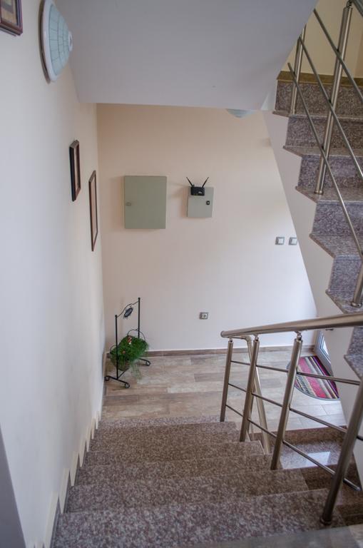 Guest House Dinevi Szapareva Banja Kültér fotó
